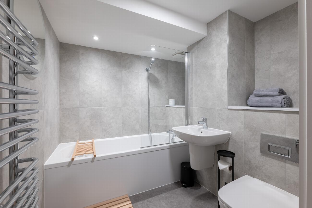 Manchester, Market Street Apartments  | Dream Host UK gallery image 24