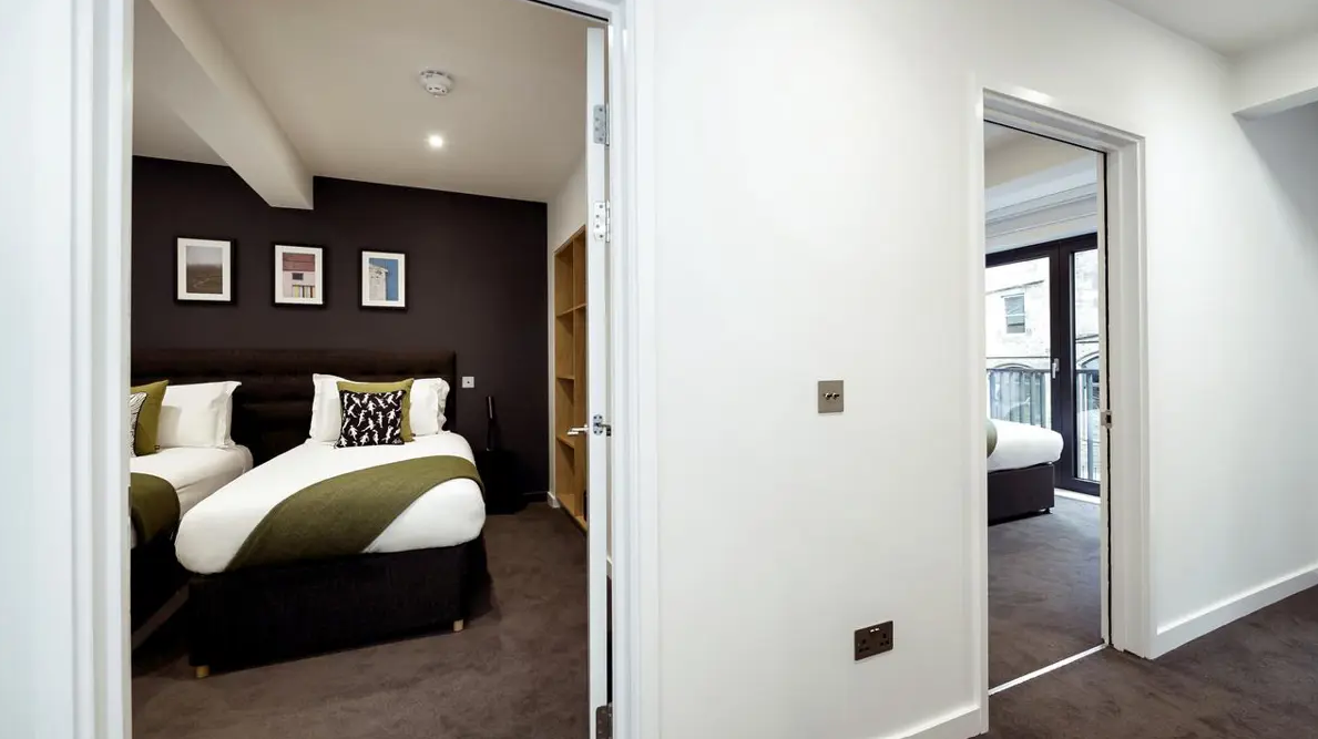 Aparthotel Edinburgh - Grassmarket | Dream Host UK gallery image 10