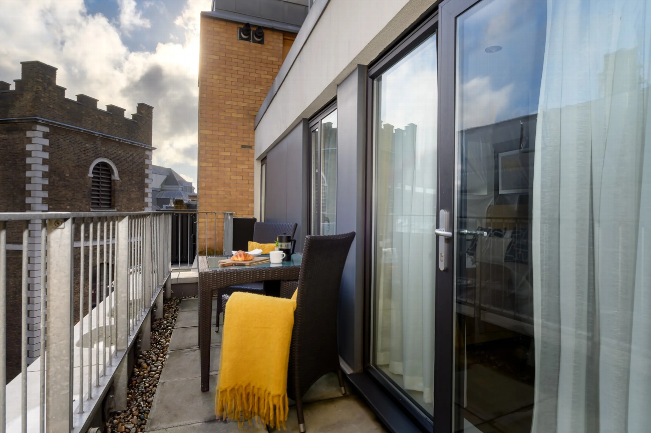 Monument Serviced Apartments | Dream Host UK  gallery image 21