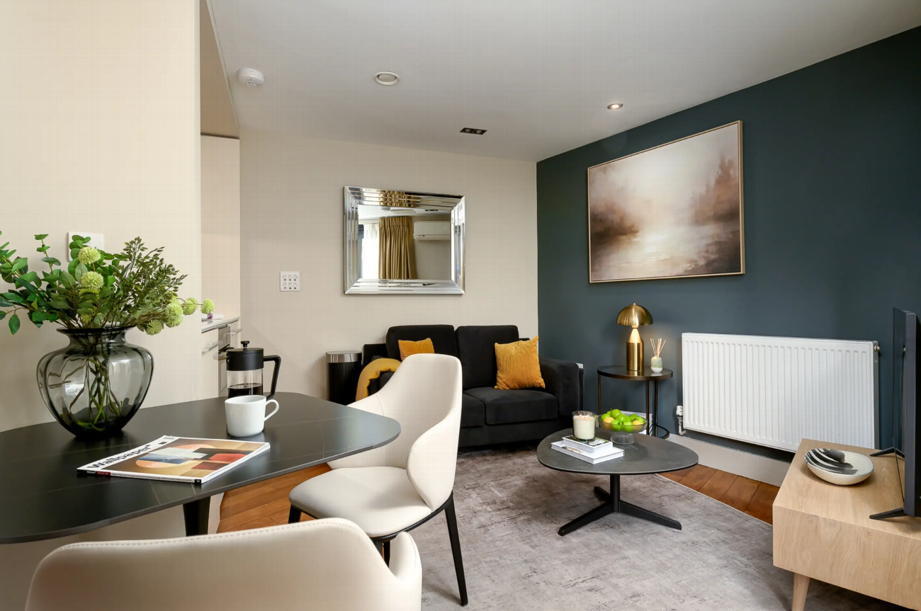 Monument Serviced Apartments | Dream Host UK  gallery image 4