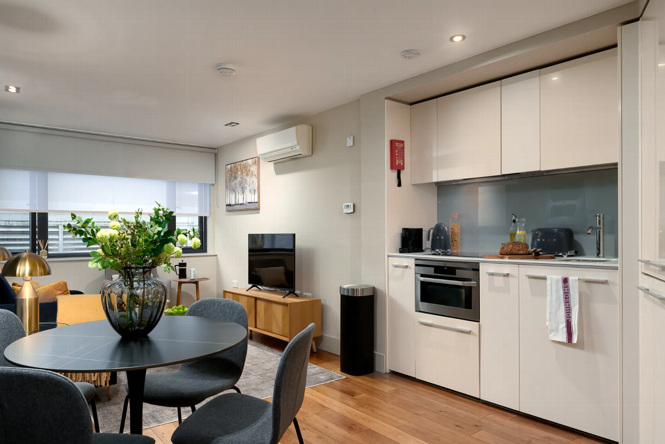 Monument Serviced Apartments | Dream Host UK  gallery image 13