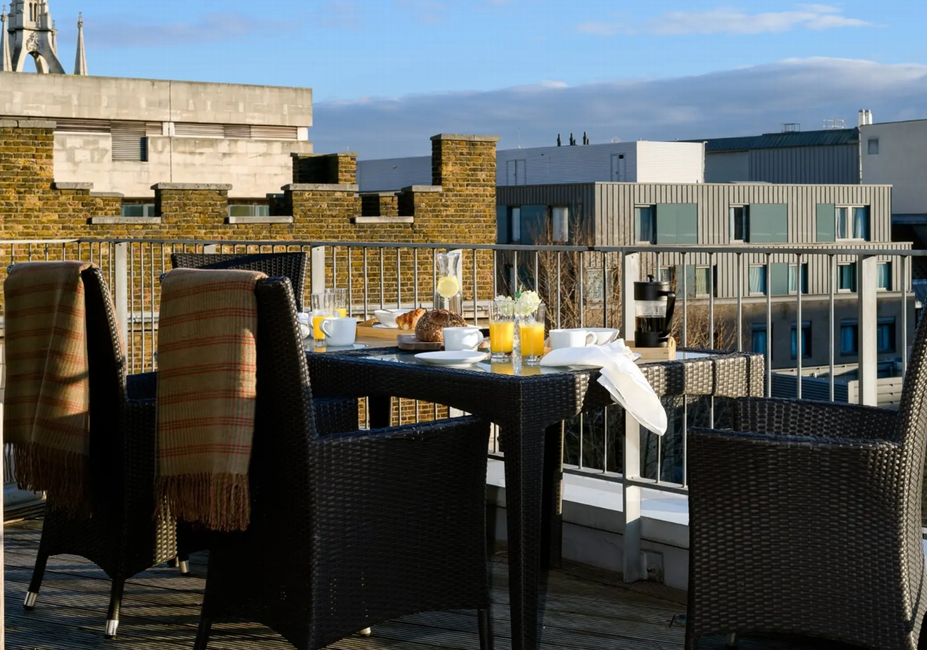 Monument Serviced Apartments | Dream Host UK  gallery image 9