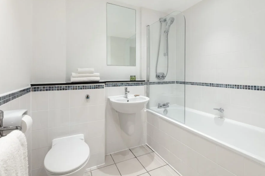 London City, Queen Street Serviced Apartments   | Dream Host UK gallery image 4