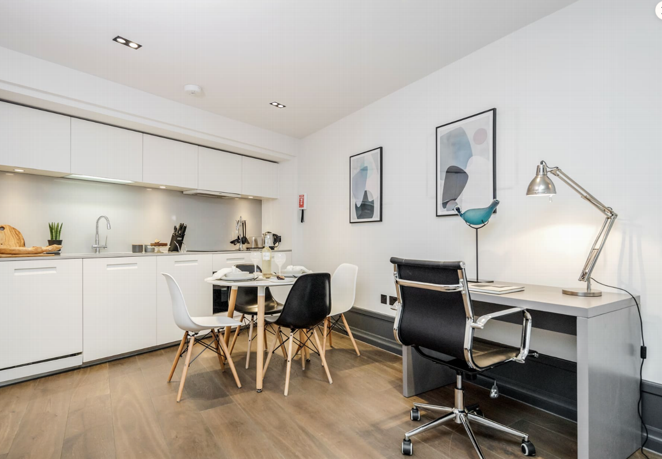 Covent Garden - Garrick Street Apartments  | Dream Host UK gallery image 4