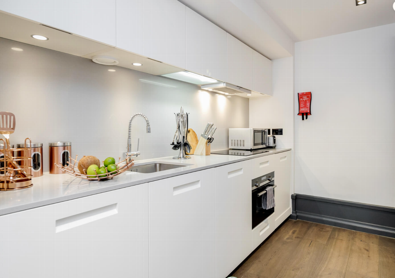 Covent Garden - Garrick Street Apartments  | Dream Host UK gallery image 4