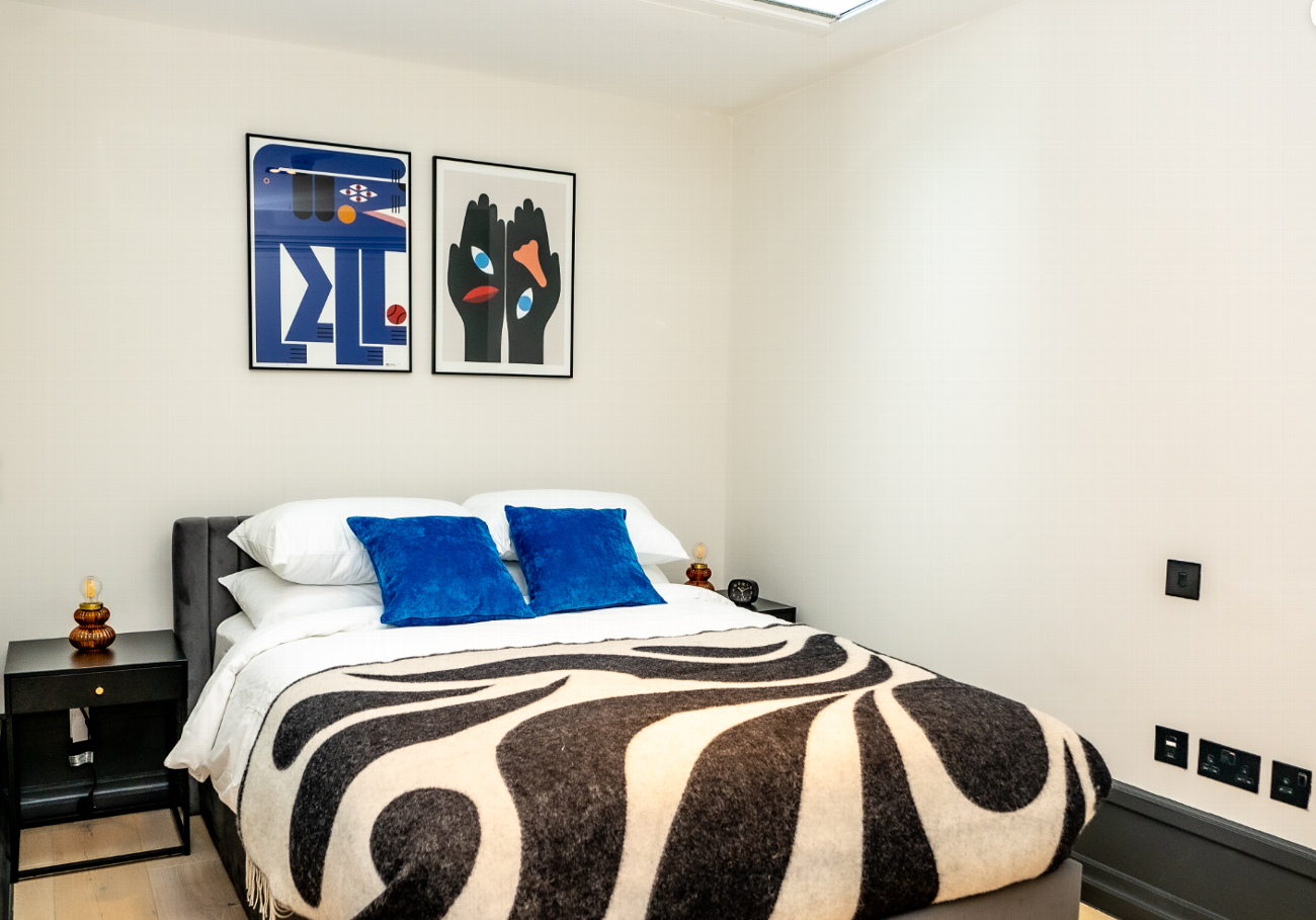 Covent Garden - Garrick Street Apartments  | Dream Host UK gallery image 8