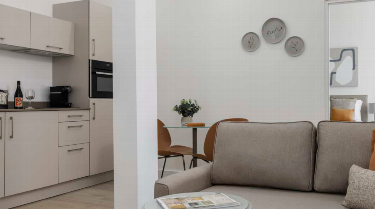 Aparthotel Edinburgh - Forth House | Dream Host UK gallery image 4