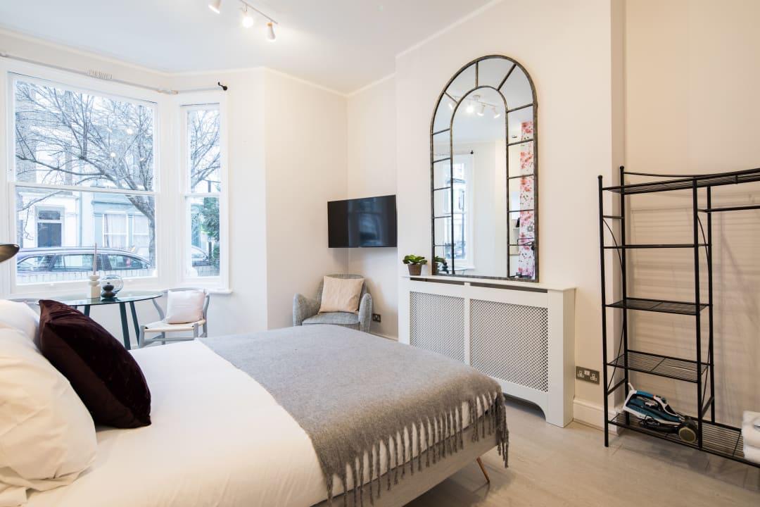 Hammersmith Grove Serviced Apartments | Dream Host UK gallery image 7
