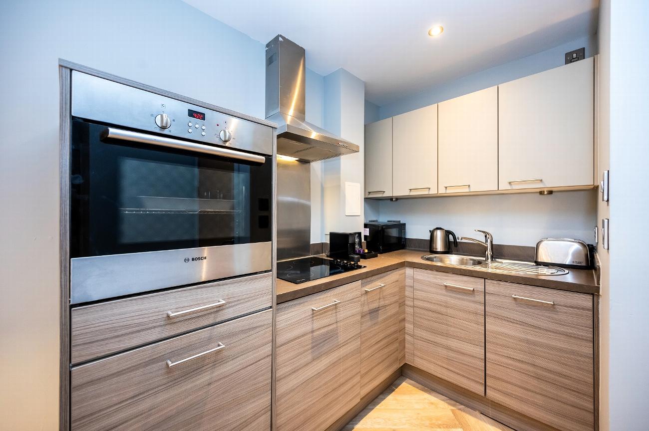 Aparthotel Edinburgh - West End | Dream Host UK gallery image 3